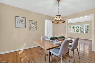 77 Meadow Run Dr, Montgomery Township, NJ 08558 - Photo 7