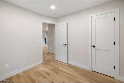 355 Rea Ave, Hawthorne, NJ 07506 - Photo 19