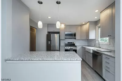 318 Myrtle Ave, Scotch Plains Township, NJ 07076 - Photo 7