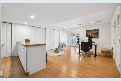 266 Patriot Hill Dr, Bernards Township, NJ 07920 - Photo 33