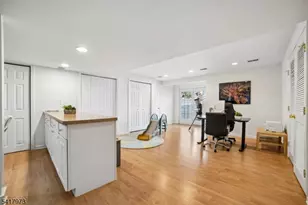 266 Patriot Hill Dr, Bernards Township, NJ 07920 - Photo 33