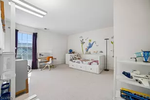 266 Patriot Hill Dr, Bernards Township, NJ 07920 - Photo 25