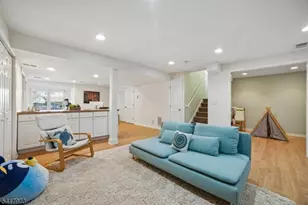 266 Patriot Hill Dr, Bernards Township, NJ 07920 - Photo 37