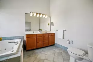 266 Patriot Hill Dr, Bernards Township, NJ 07920 - Photo 23