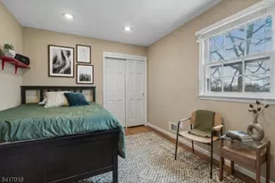 209 E Cedar St, Livingston, NJ 07039 - Photo 23