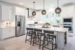 34 Wadsworth Dr, Denville, NJ 07834 - Photo 1