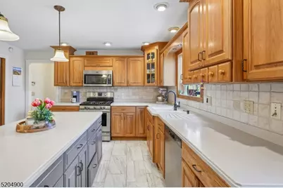 31 Branko Road, Berkeley Heights Township, NJ 07922 - Photo 9