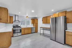 63 Livingston Ave, New Providence, NJ 07974 - Photo 7