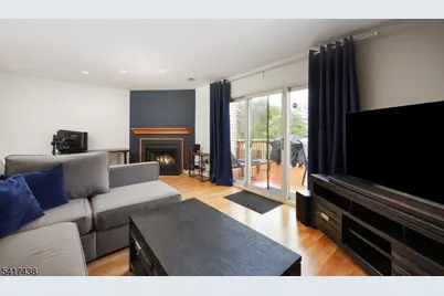 405 Cheshire Ct, Franklin Township, NJ 08873 - Photo 13