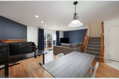 405 Cheshire Ct, Franklin Township, NJ 08873 - Photo 11