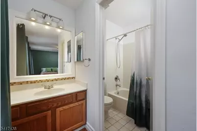 405 Cheshire Ct, Franklin Township, NJ 08873 - Photo 21