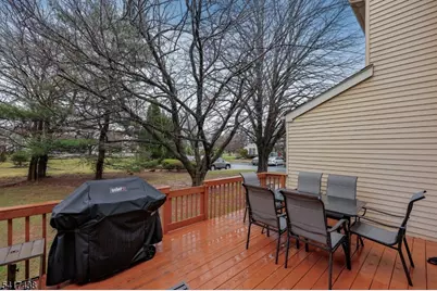 405 Cheshire Ct, Franklin Township, NJ 08873 - Photo 23