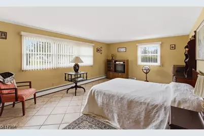 12 Dorchester Ave, Cranford Township, NJ 07016 - Photo 15