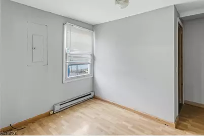 125 Minnehaha Blvd, Parsippany, NJ 07034 - Photo 9