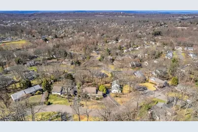 78 Seven Oaks Dr, New Providence, NJ 07901 - Photo 25