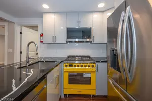 24 Dean St, West Orange Township, NJ 07052 - Photo 21