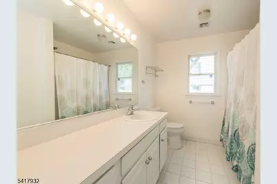 34 Thomas St, Caldwell, NJ 07006 - Photo 17