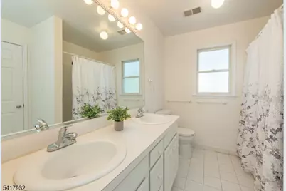 34 Thomas St, Caldwell, NJ 07006 - Photo 13