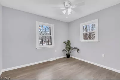 4 Toledo Ct, Hopatcong, NJ 07843 - Photo 17