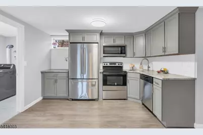 4 Toledo Ct, Hopatcong, NJ 07843 - Photo 25