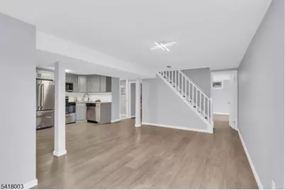 4 Toledo Ct, Hopatcong, NJ 07843 - Photo 21