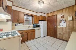 114 Conover Ave, Nutley, NJ 07110 - Photo 9