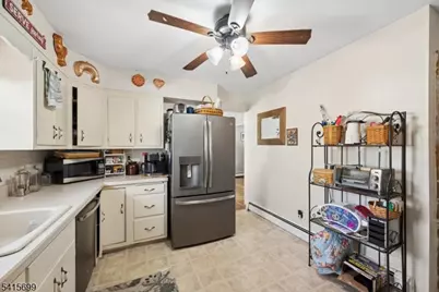 105 Andover Sparta Rd, Andover Township, NJ 07860 - Photo 15