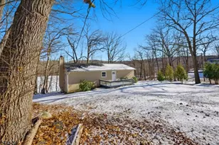 6 Tomahawk Trail, Jefferson Township, NJ 07849 - Photo 3