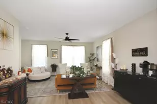 14 Saw Mill Cir, Hackettstown, NJ 07840 - Photo 7