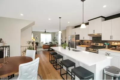 14 Saw Mill Circle, Hackettstown, NJ 07840 - Photo 3