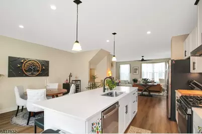 14 Saw Mill Circle, Hackettstown, NJ 07840 - Photo 5