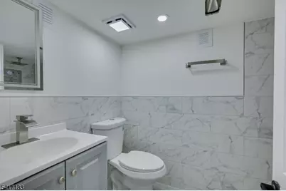 418 E 5th Ave, Roselle, NJ 07203 - Photo 25