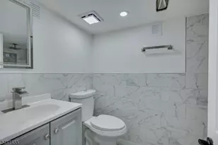 418 E 5th Ave, Roselle, NJ 07203 - Photo 25