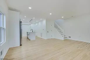 418 E 5th Ave, Roselle, NJ 07203 - Photo 5