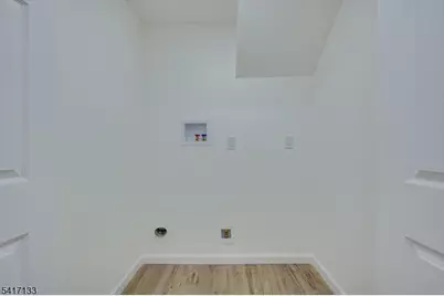 418 E 5th Ave, Roselle, NJ 07203 - Photo 21