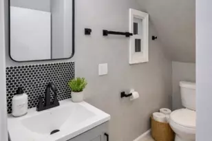 633 Thomas Blvd, East Orange, NJ 07017 - Photo 17