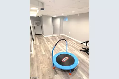 651 Crescent Dr, Bound Brook, NJ 08805 - Photo 3