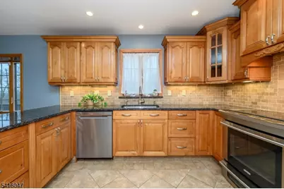 3 Tara Ct, Hardwick Township, NJ 07825 - Photo 9