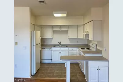 100 John T O Leary Blvd #327, Old Bridge Township, NJ 08879 - Photo 5