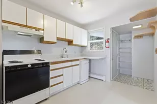 10 Minnehaha Path, Lincoln Park, NJ 07035 - Photo 11