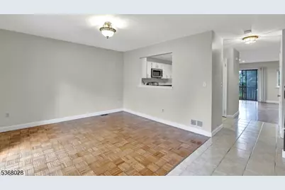 15 Krenkel Ct, Raritan Township, NJ 08822 - Photo 3