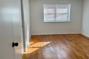 15 College Dr, Edison, NJ 08817 - Photo 9