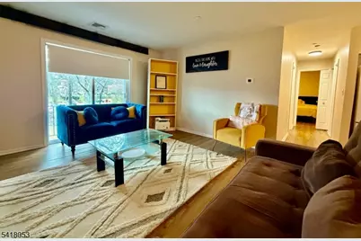 51 Smith St, Irvington, NJ 07111 - Photo 5