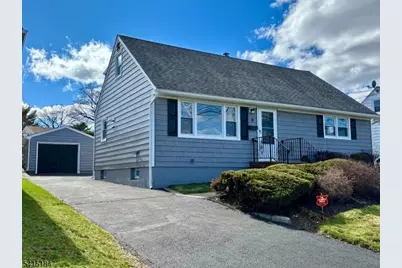 9 Joan Pl, Clifton, NJ 07012 - Photo 3