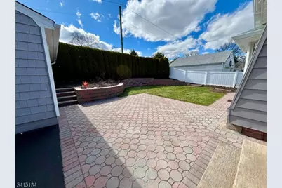 9 Joan Pl, Clifton, NJ 07012 - Photo 5