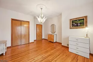 937 Roosevelt Ave, Union Township, NJ 07083 - Photo 25