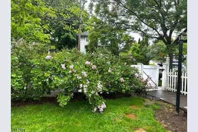 17 Carteret St, Bloomfield, NJ 07003 - Photo 11