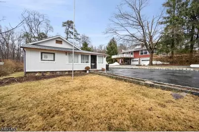 4 Dead End Rd, Rockaway Township, NJ 07435 - Photo 3