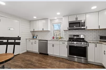 13 Millers Ln, Milltown, NJ 08850 - Photo 7