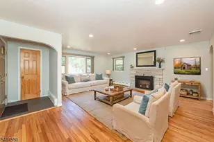 42 Everdale Rd, Randolph Township, NJ 07869 - Photo 3